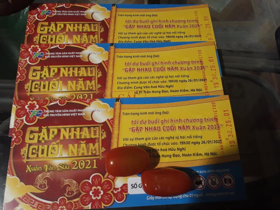 Dân mạng thi nhau săn lùng vé xem Táo Quân dù giá gần 10 triệu đồng/cặp ảnh 2