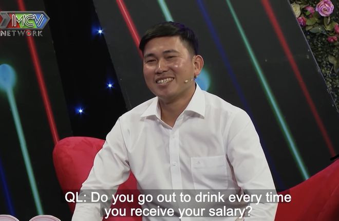 Quyền Linh hoảng hốt khi chàng trai 'cướp' nụ hôn đầu của cô gái chưa mảnh tình 'vắt vai' ảnh 3