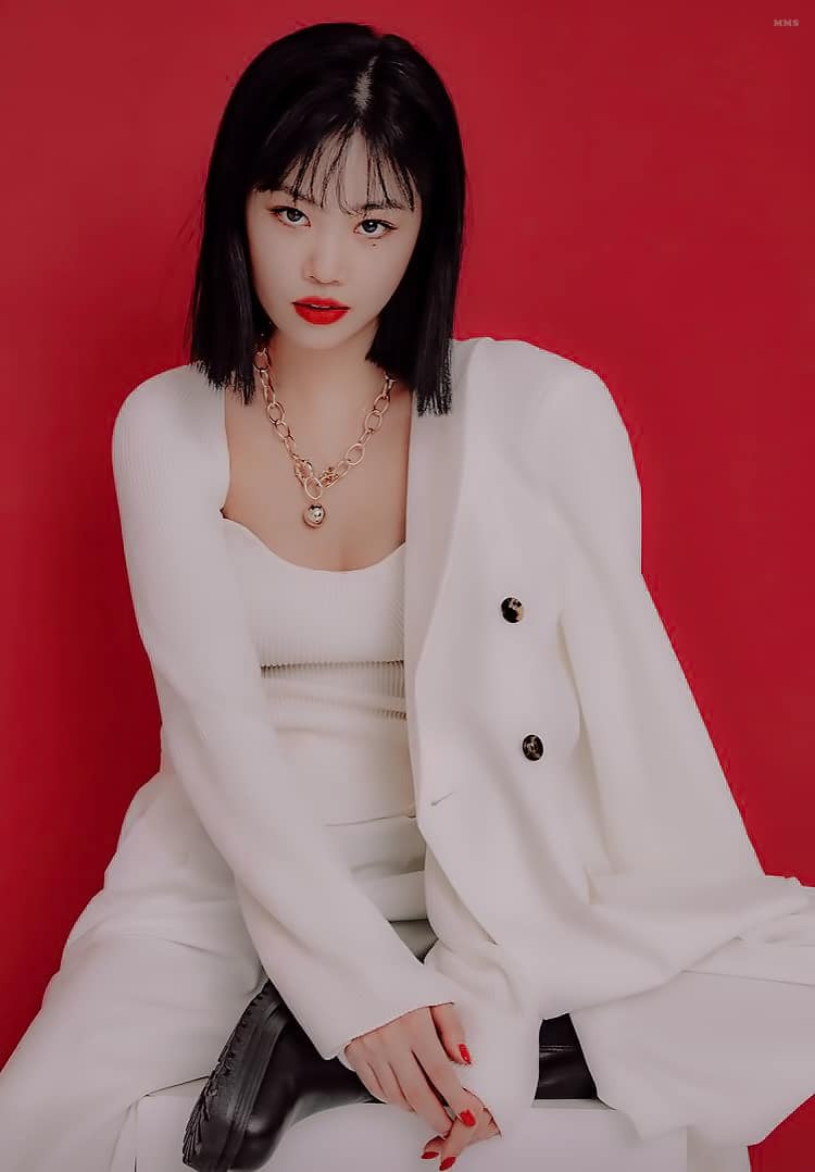 Ngỡ ngàng với nhan sắc xinh đẹp năm 26 tuổi của ‘Dung Ma Ma’ Hoàn Châu Cách Cách ảnh 7