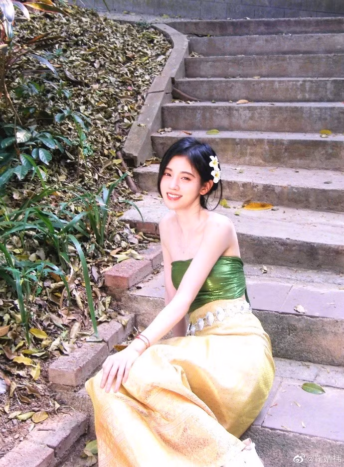 Diện đồ Thái, ‘mỹ nữ 4000 năm’ đẹp mơ màng như nàng thơ khiến dân tình mê mẩn ảnh 3
