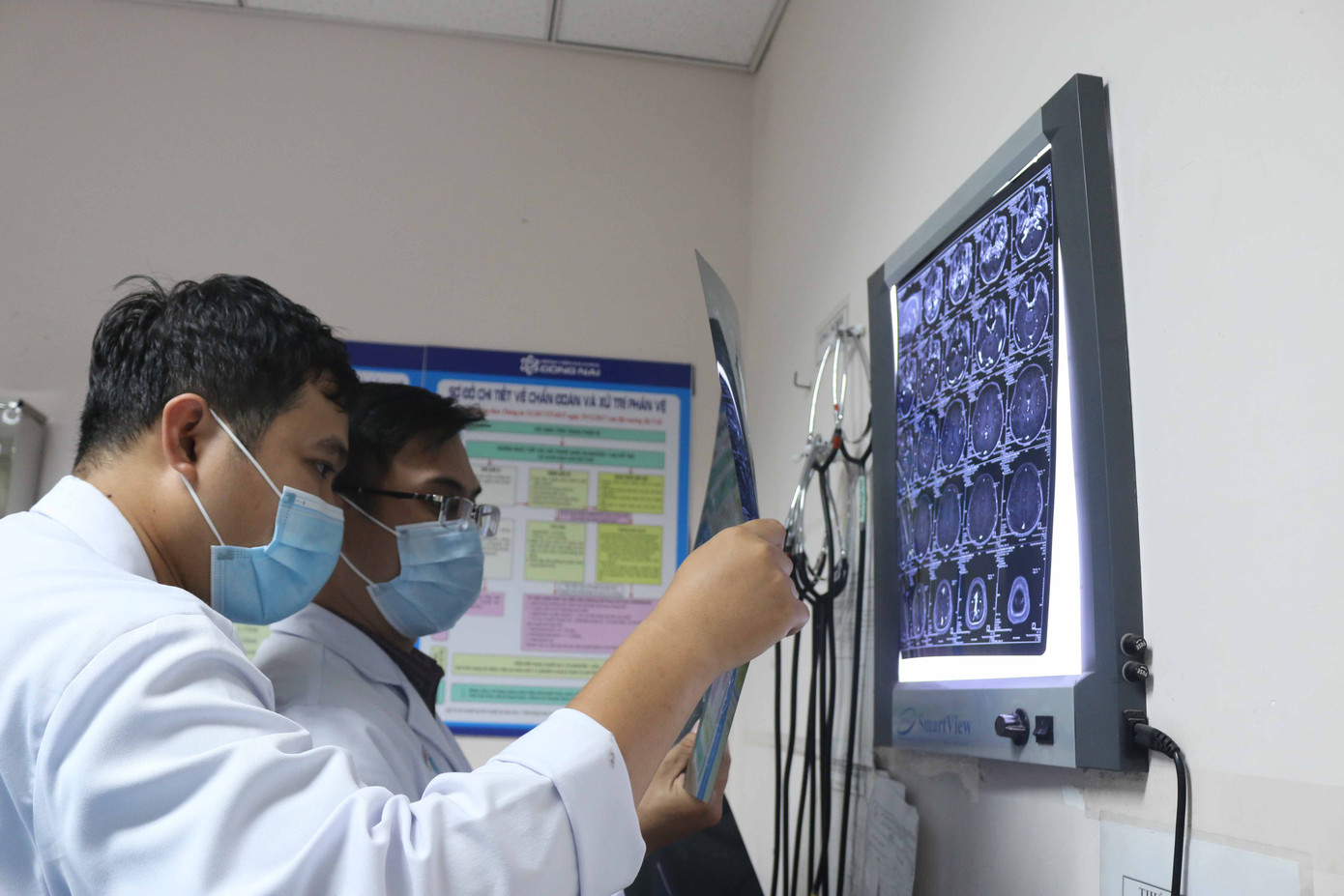 Hai người ngộ độc pate Minh Chay ở Đồng Nai giờ ra sao? ảnh 1