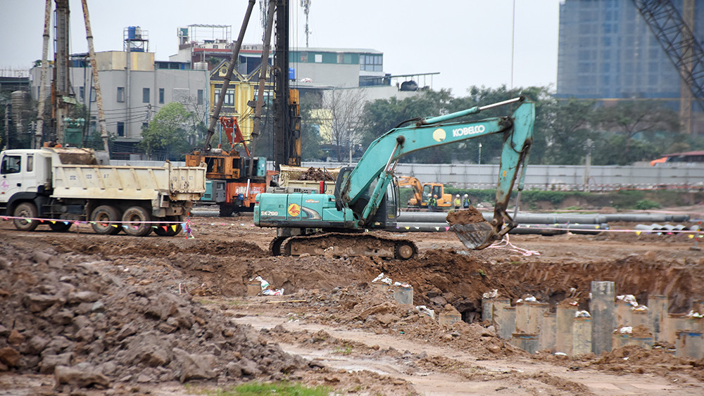 Chủ tịch Hà Nội: Dự án làm sạch sông Tô Lịch không được chậm tiến độ ảnh 2