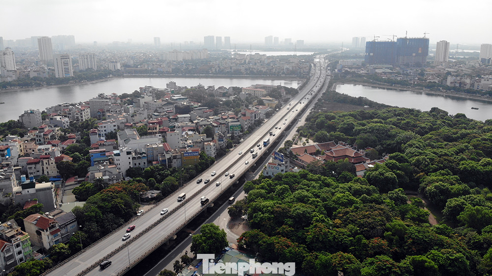 Cận cảnh cầu vượt hồ 314 tỷ đồng sắp hoàn thành ở Hà Nội ảnh 7