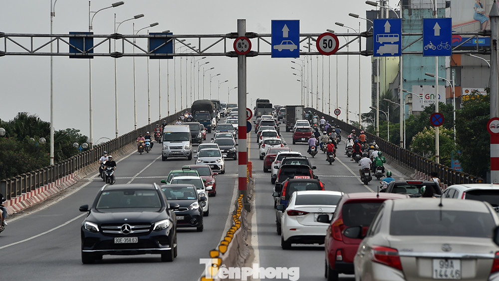 Giao thông nhiều cửa ngõ Thủ đô thông thoáng ngày cuối kỳ nghỉ lễ 30/4 ảnh 5