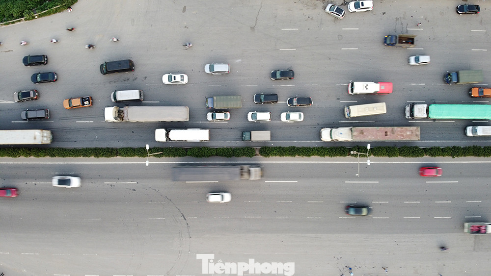 Giao thông nhiều cửa ngõ Thủ đô thông thoáng ngày cuối kỳ nghỉ lễ 30/4 ảnh 7