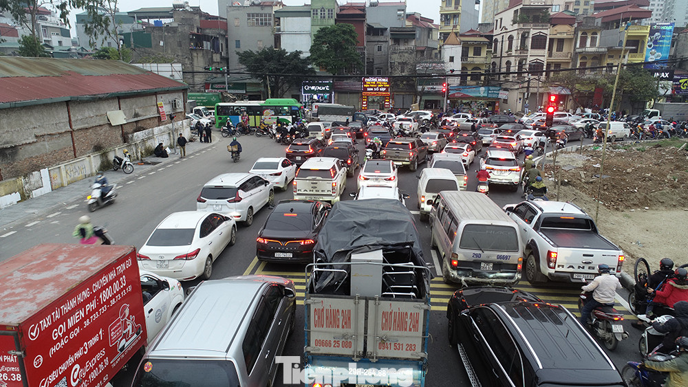 Cận cảnh tuyến đường nghìn tỷ nối liền Vành đai 3 với Cầu Bươu vừa thông xe ảnh 11