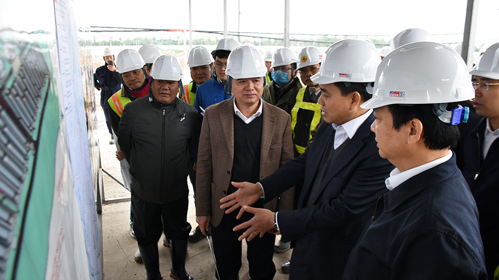 Chủ tịch Hà Nội: Dự án làm sạch sông Tô Lịch không được chậm tiến độ ảnh 3