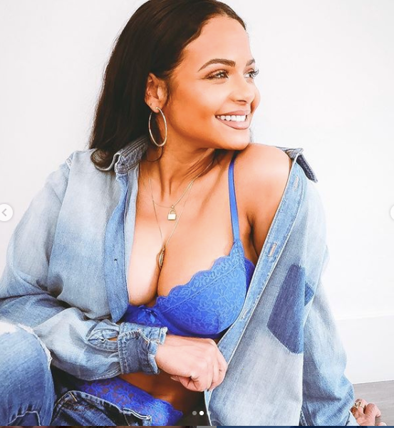 Mỹ nhân được cho là 'đặc sản Cuba', còn hấp dẫn hơn cả xì gà nước này ảnh 2