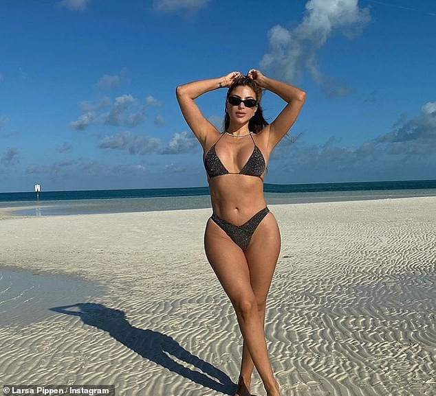 Sao truyền hình Larsa Pippen khoe body 'bốc lửa' với bikini bé xíu ảnh 7