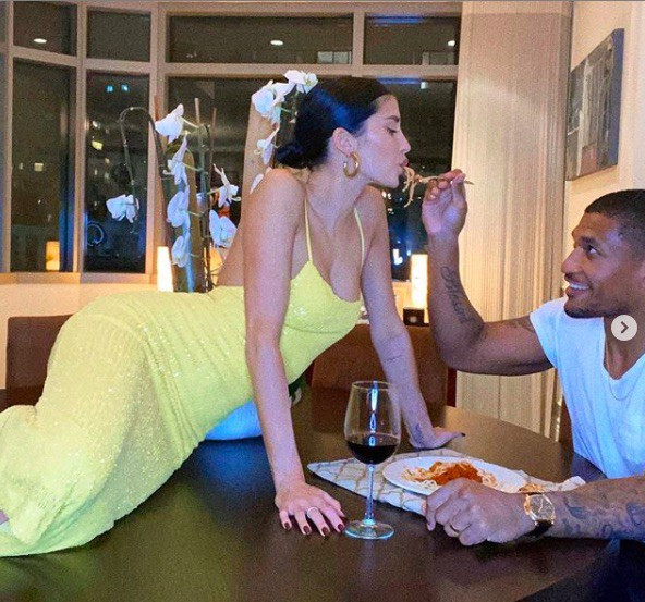 'Mỹ nhân nóng bỏng nhất Canada' mặc nội y khoe dáng tuyệt mỹ ảnh 7