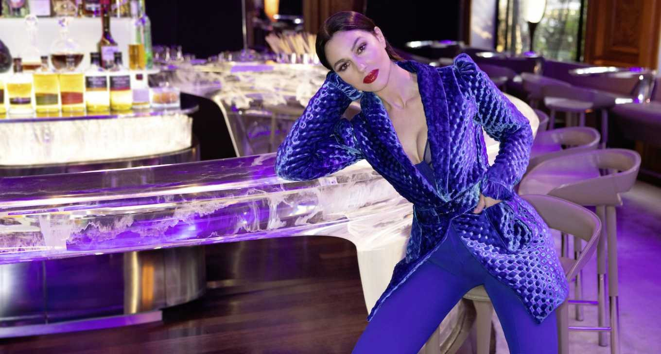 'Tượng đài nhan sắc' Monica Bellucci đẹp không tưởng ở tuổi 56 ảnh 4