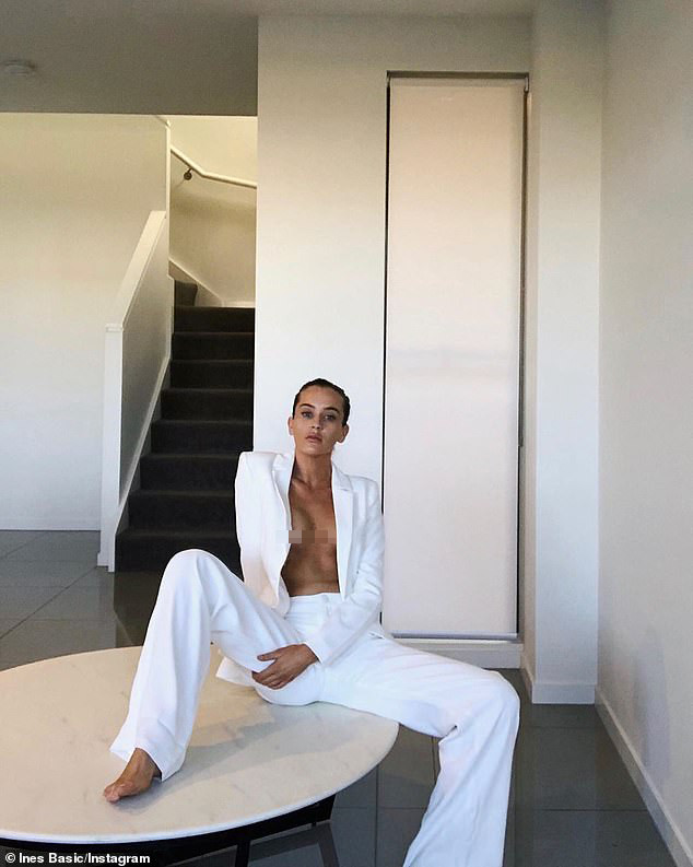 Sao truyền hình 9x tung ảnh lộ ngực trần táo bạo ảnh 2