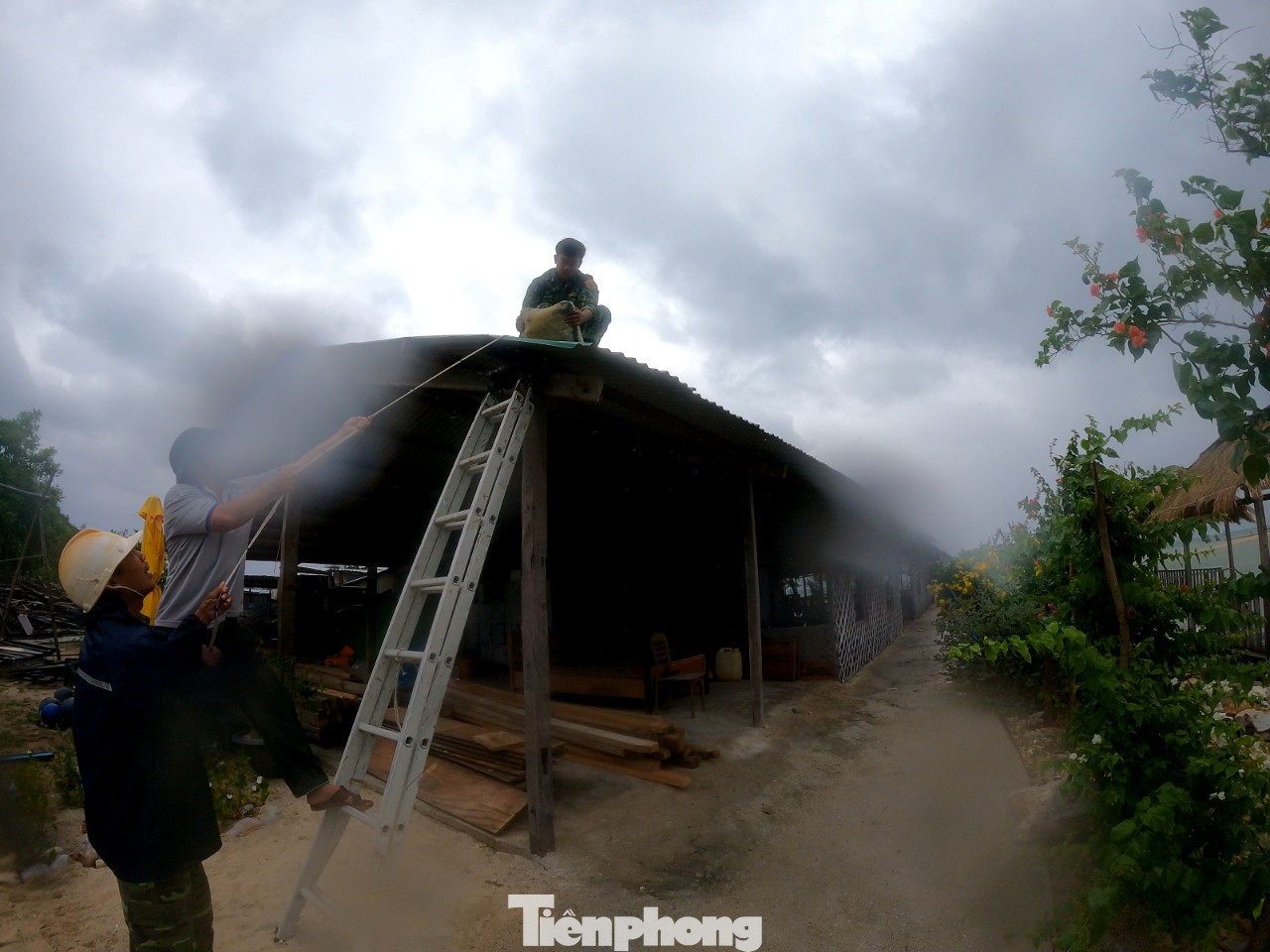 Khánh Hoà chạy đua ứng phó trước giờ 'cuồng phong' số 12 đổ bộ ảnh 5