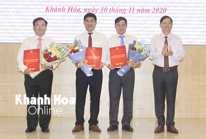 Khánh Hoà bổ nhiệm 4 lãnh đạo Sở Tài nguyên - Môi trường và Sở Xây dựng ảnh 2