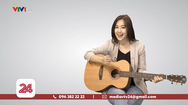 Cô gái tặng hoa Tổng thống Trump nói gì khi đầu quân về làm MC VTV? ảnh 1