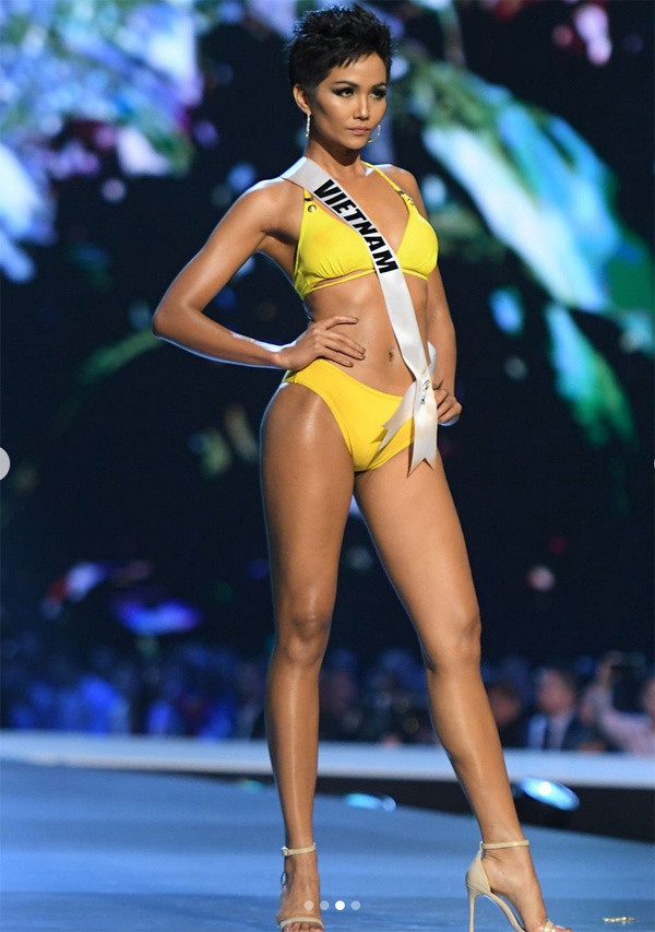 H'Hen Niê hé lộ từng dùng ứng dụng hẹn hò Tinder để luyện tiếng Anh trước khi thi hoa hậu ảnh 2