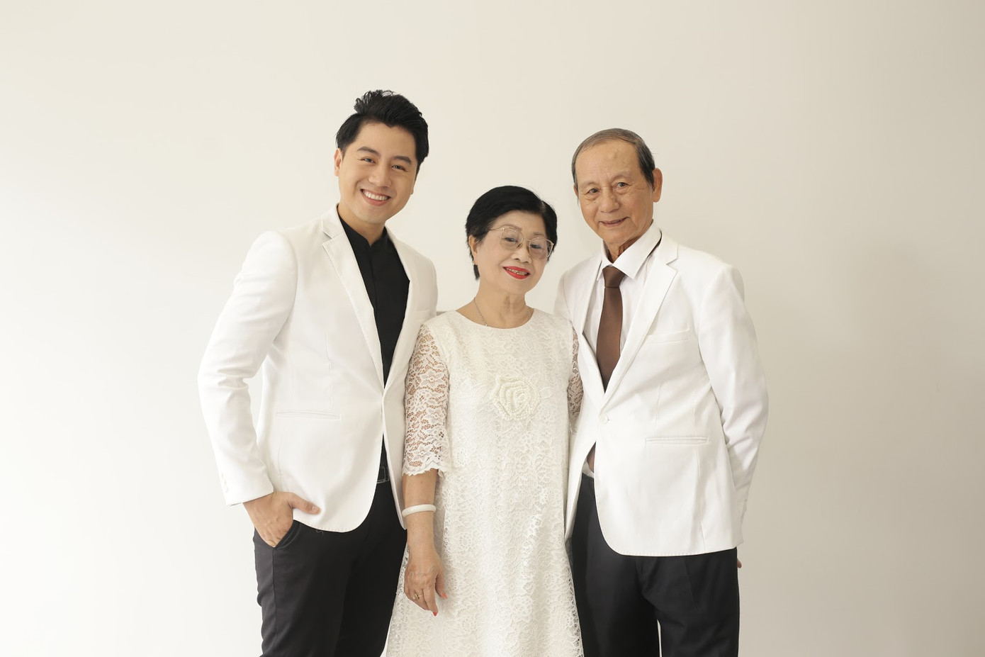 Trương Ngọc Huy – ‘Giúp mọi người có làn da khỏe đẹp là sứ mệnh của tôi’ ảnh 1