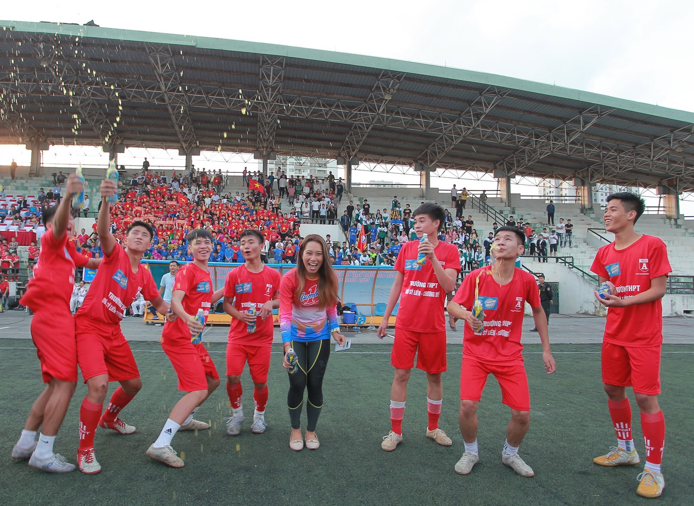 Mùa giải thành công rực rỡ của giải bóng đá học sinh Hà Nội Cup Number 1 Active ảnh 2