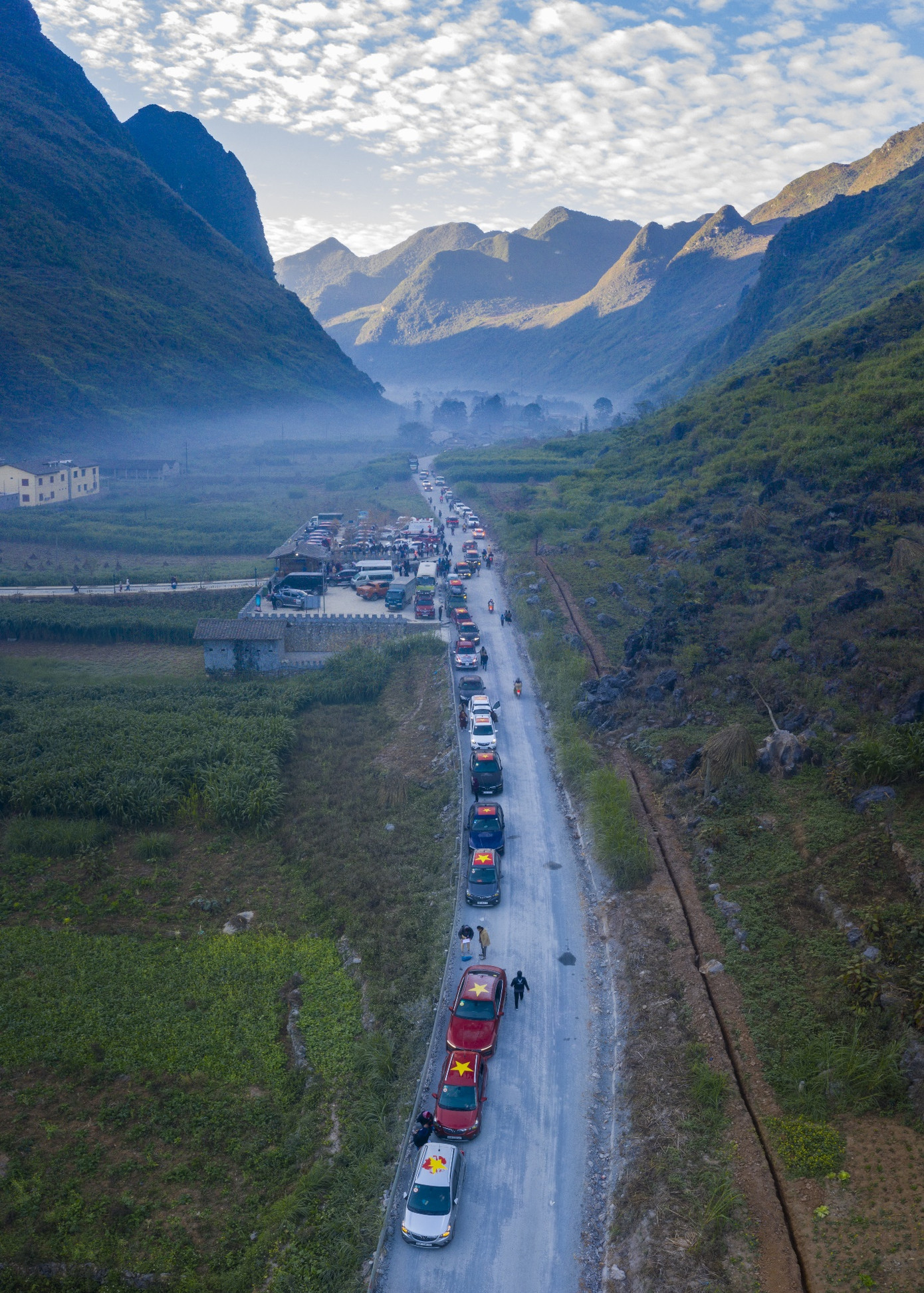 Hành trình gần 100 xe VinFast chinh phục Hà Giang dưới góc nhìn nhiếp ảnh gia ảnh 8