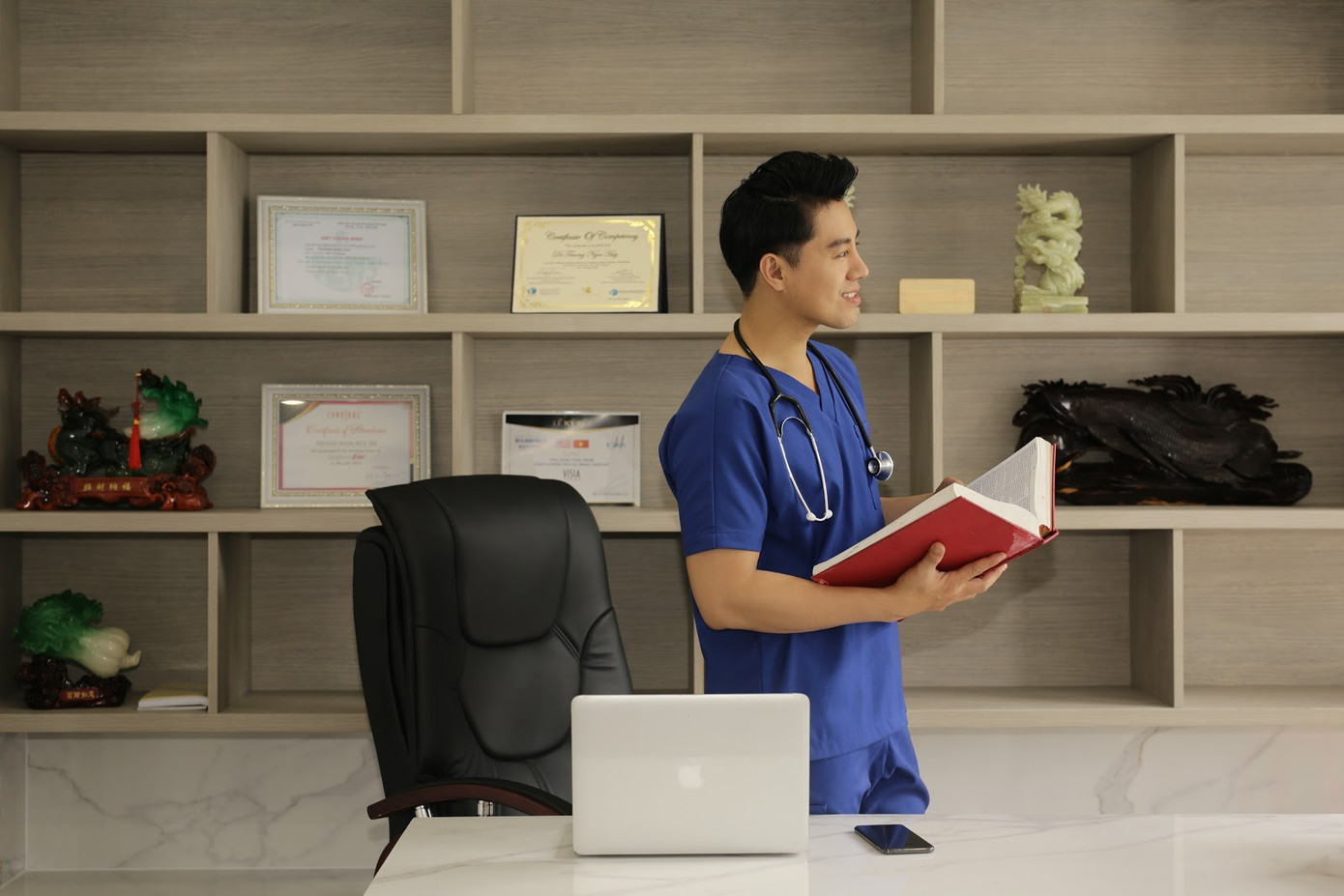 Trương Ngọc Huy – ‘Giúp mọi người có làn da khỏe đẹp là sứ mệnh của tôi’ ảnh 4