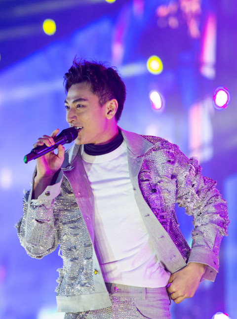 Đánh dấu năm mới ‘nổ tung’ với ‘cơn bão âm nhạc’ Tiger Remix 2020 ảnh 8