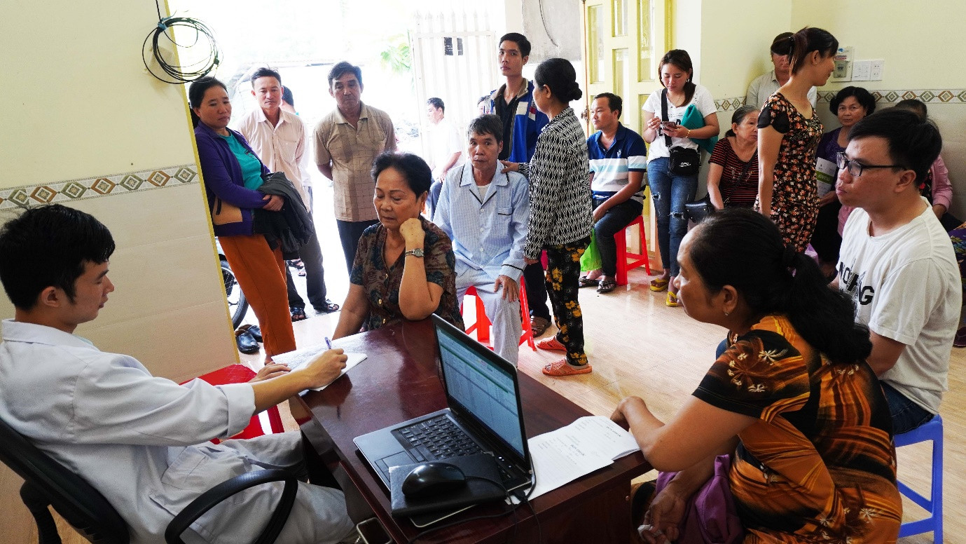 Th.S - BS Ngô Quang Hùng ‘bàn tay vàng’ cấy chỉ chữa bệnh xương khớp ảnh 4