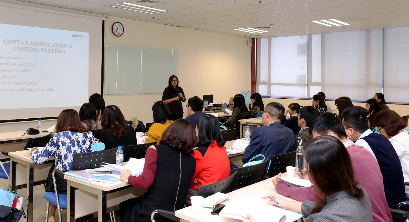 Triển khai thành công chương trình tích hợp chứng chỉ CFAB vào đào tạo chính quy ảnh 1