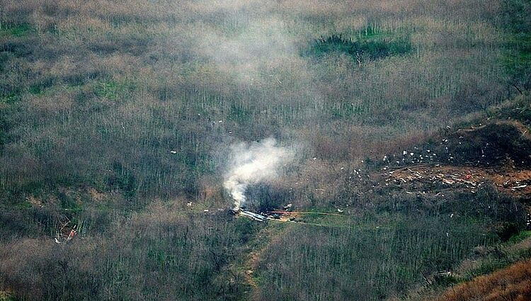 Tượng đài bóng rổ Kobe Br​yant tử nạn ảnh 1