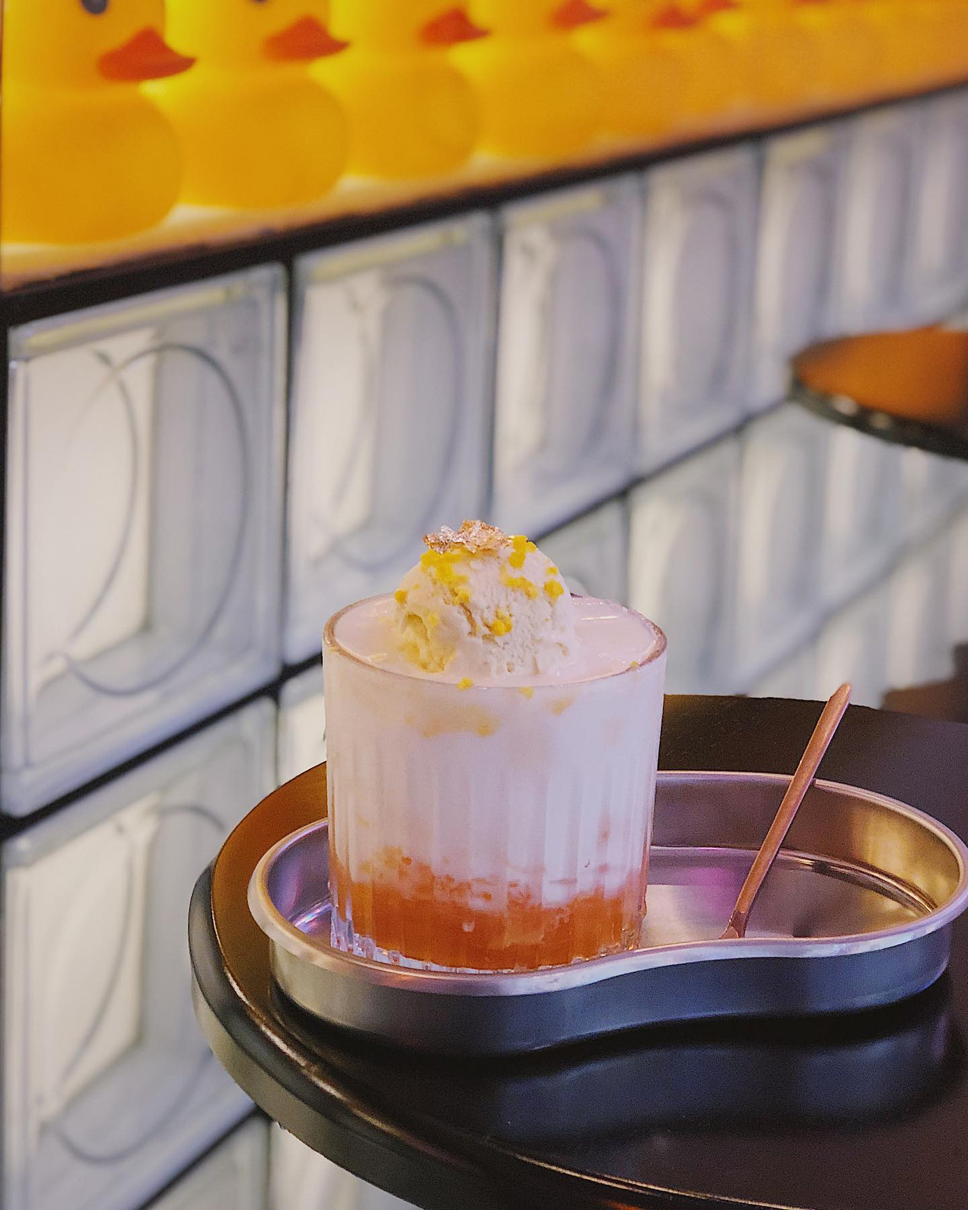 Hẹn hò Sài Gòn: Những tiệm cà phê đẹp mê li nhất để hội “sống ảo” hẹn hò đầu năm học ảnh 6