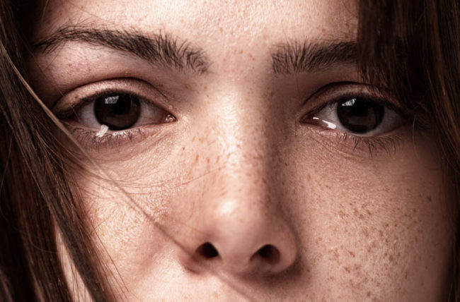 Em có thể bình tĩnh đi qua những tổn thương mà không cần phải cố tỏ ra mạnh mẽ ảnh 4