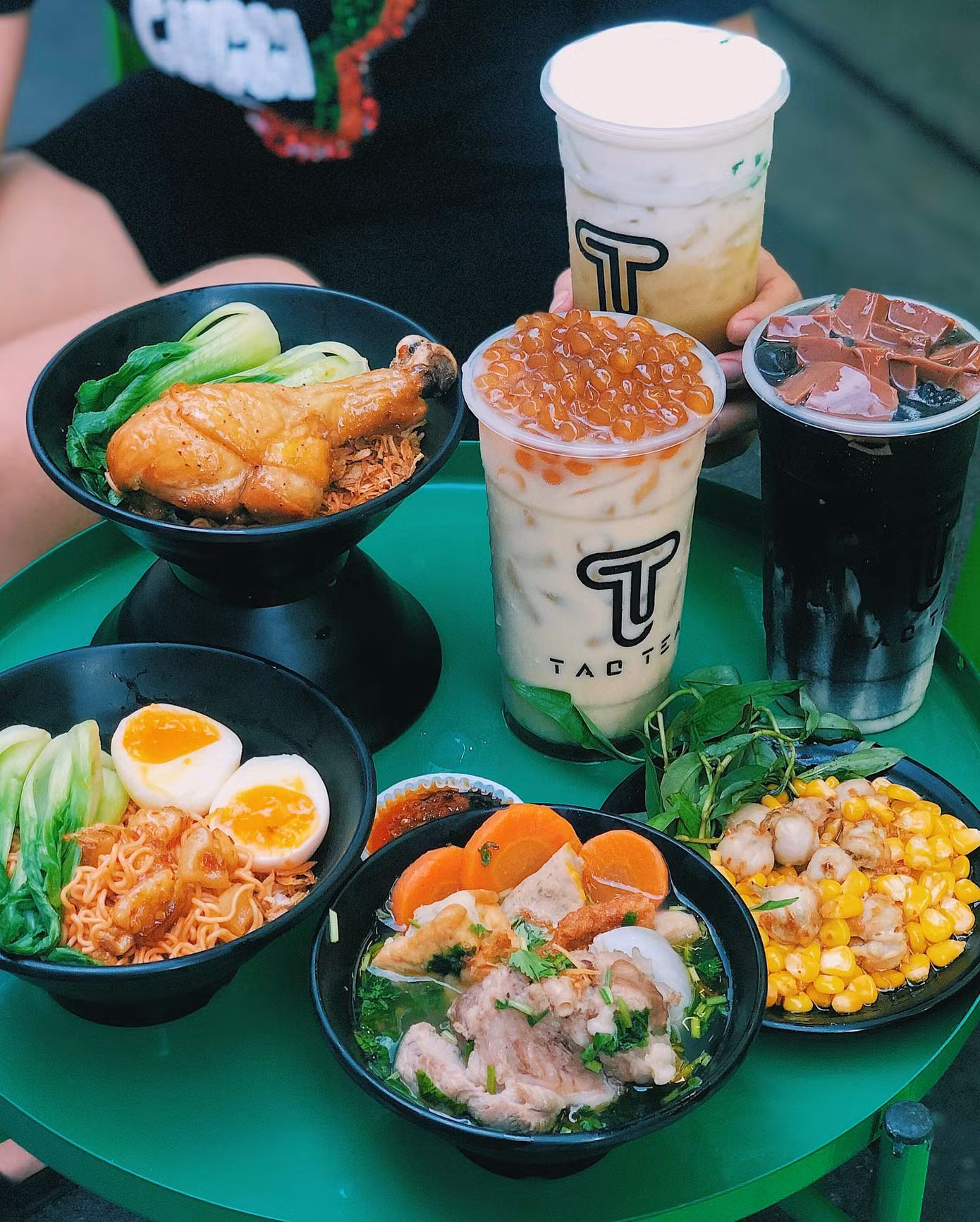 Bản đồ ăn vặt: Vì sao trà sữa trái cây và trà sữa bánh flan chưa bao giờ hạ nhiệt? ảnh 1