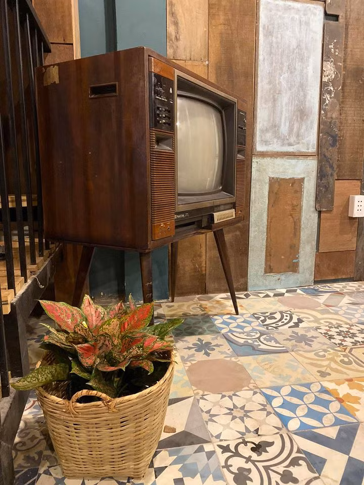 Trời mưa ăn gì: Món Hàn cay-nóng-ấm hay lẩu bò nghi ngút khói đậm chất Việt? ảnh 7