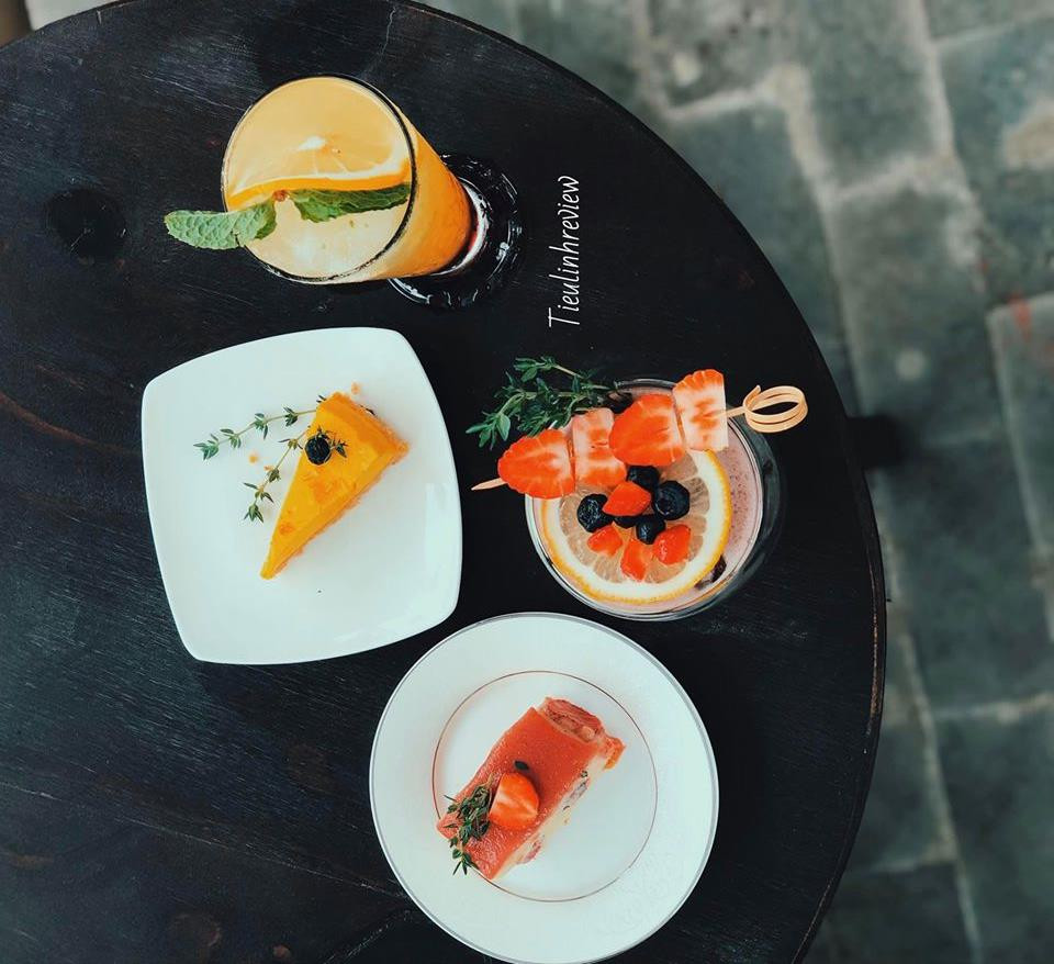 Hẹn hò với Sài Gòn: Quán cà phê gara “cool ngầu” và tiệm trà trên sân thượng sang chảnh ảnh 5