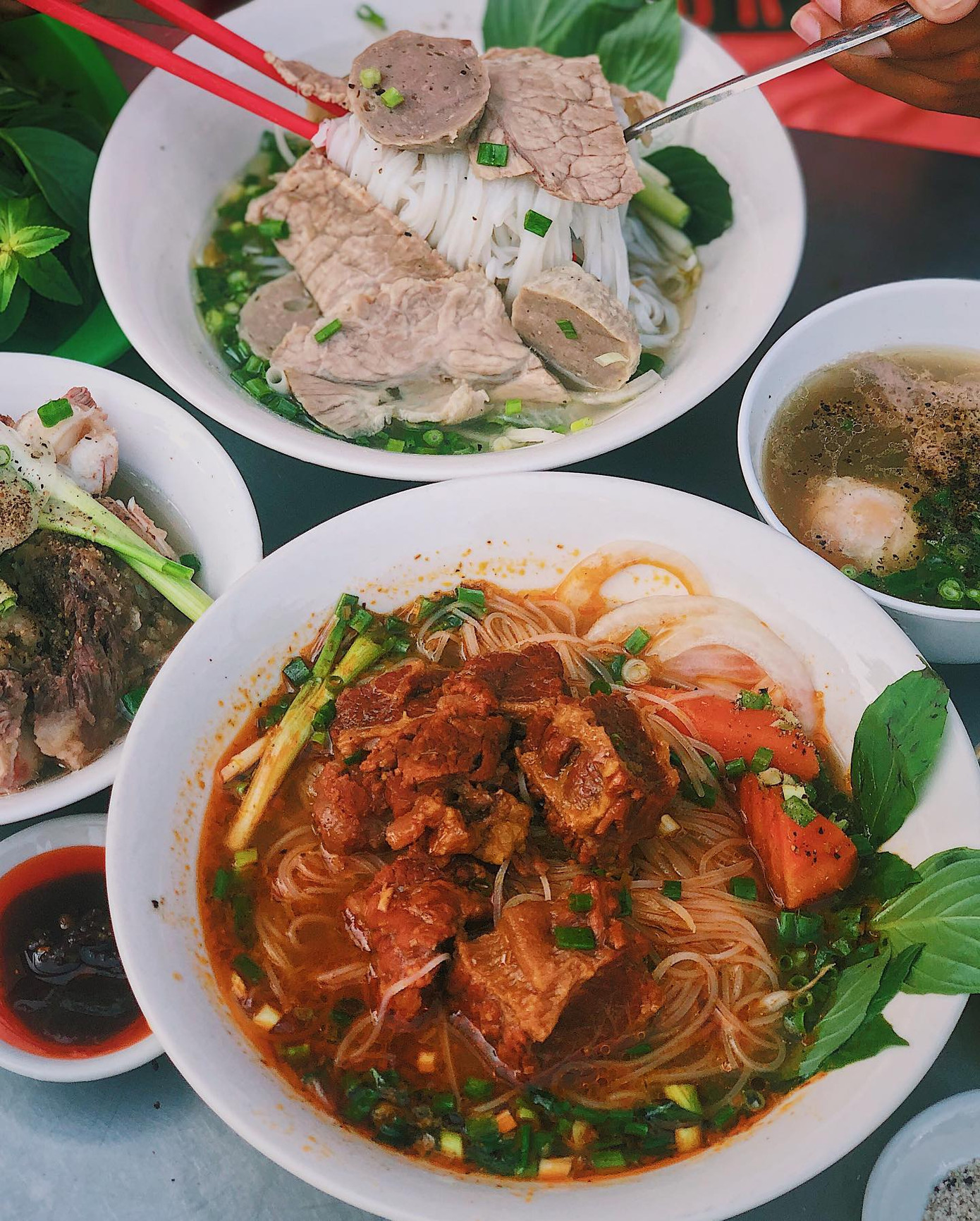 Sài Gòn đổ mưa rồi đó, em đã ăn gì chưa? ảnh 4