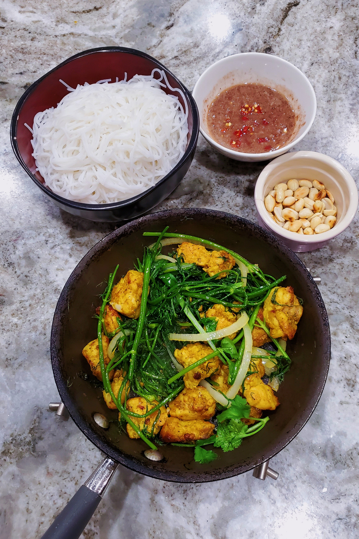 Du học xa, cô bạn du học sinh bày cách chế 6 món đặc sản quê nhà vừa dễ vừa ngon ảnh 3