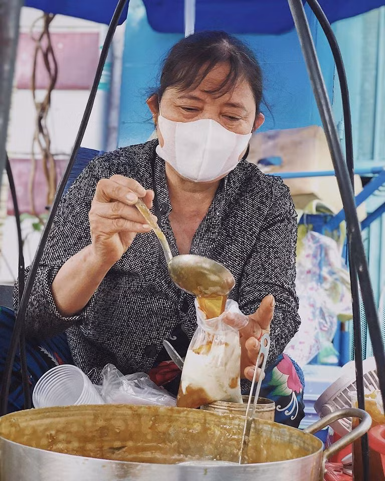 Thực đơn mùa Hè: Tàu hũ Sài Gòn và sương sâm cốt dừa ngọt ngào đi cùng năm tháng ảnh 1
