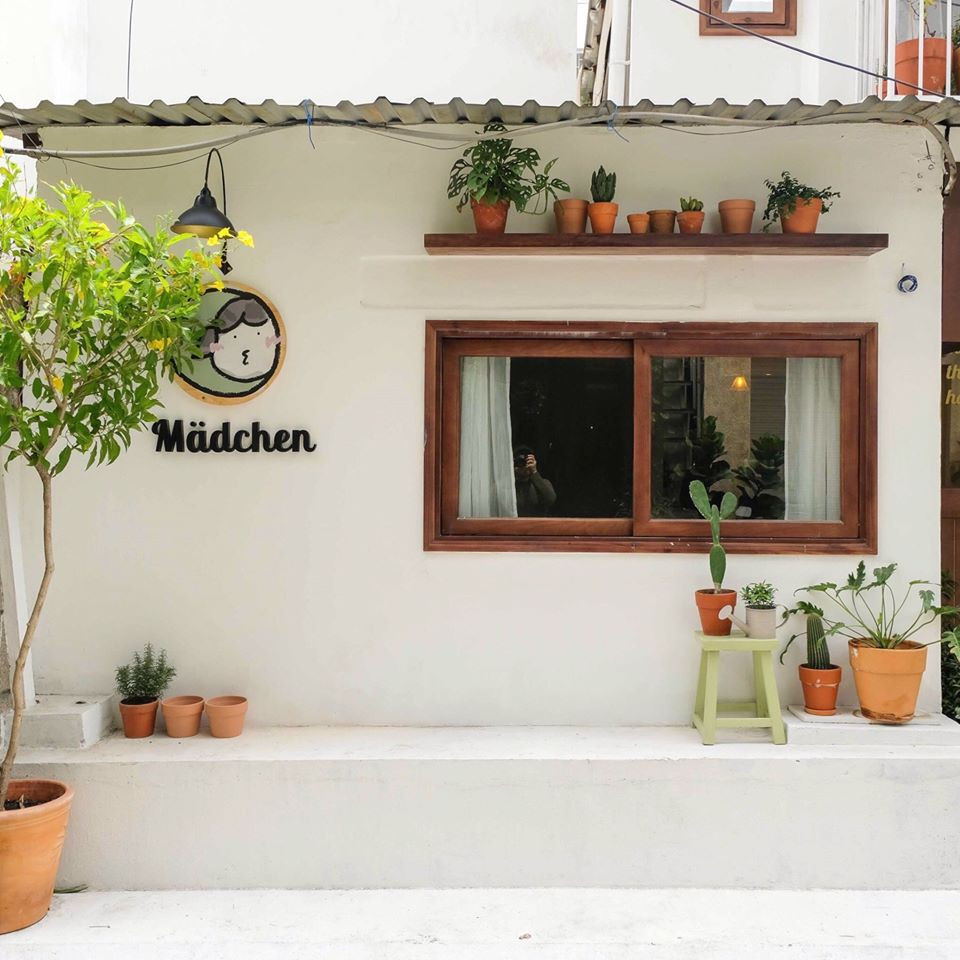 Hai quán cà phê siêu xinh ngay giữa trung tâm Sài Gòn, cực hợp để hò hẹn nhóm bạn thân! ảnh 8