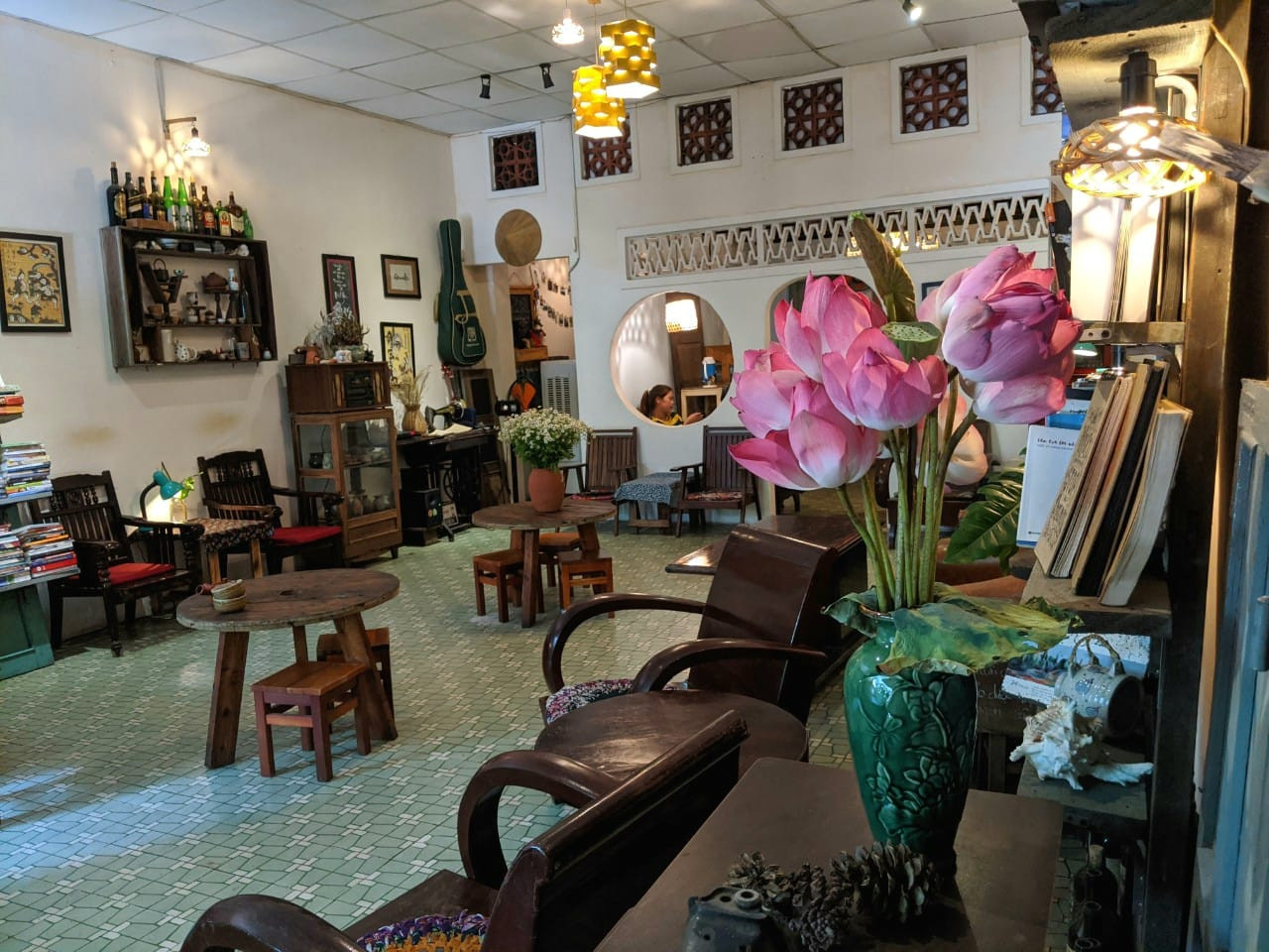 Đà Nẵng: Dừng chân một chút, ăn miếng bánh uống ngụm trà, chill với view cực xịn ảnh 4