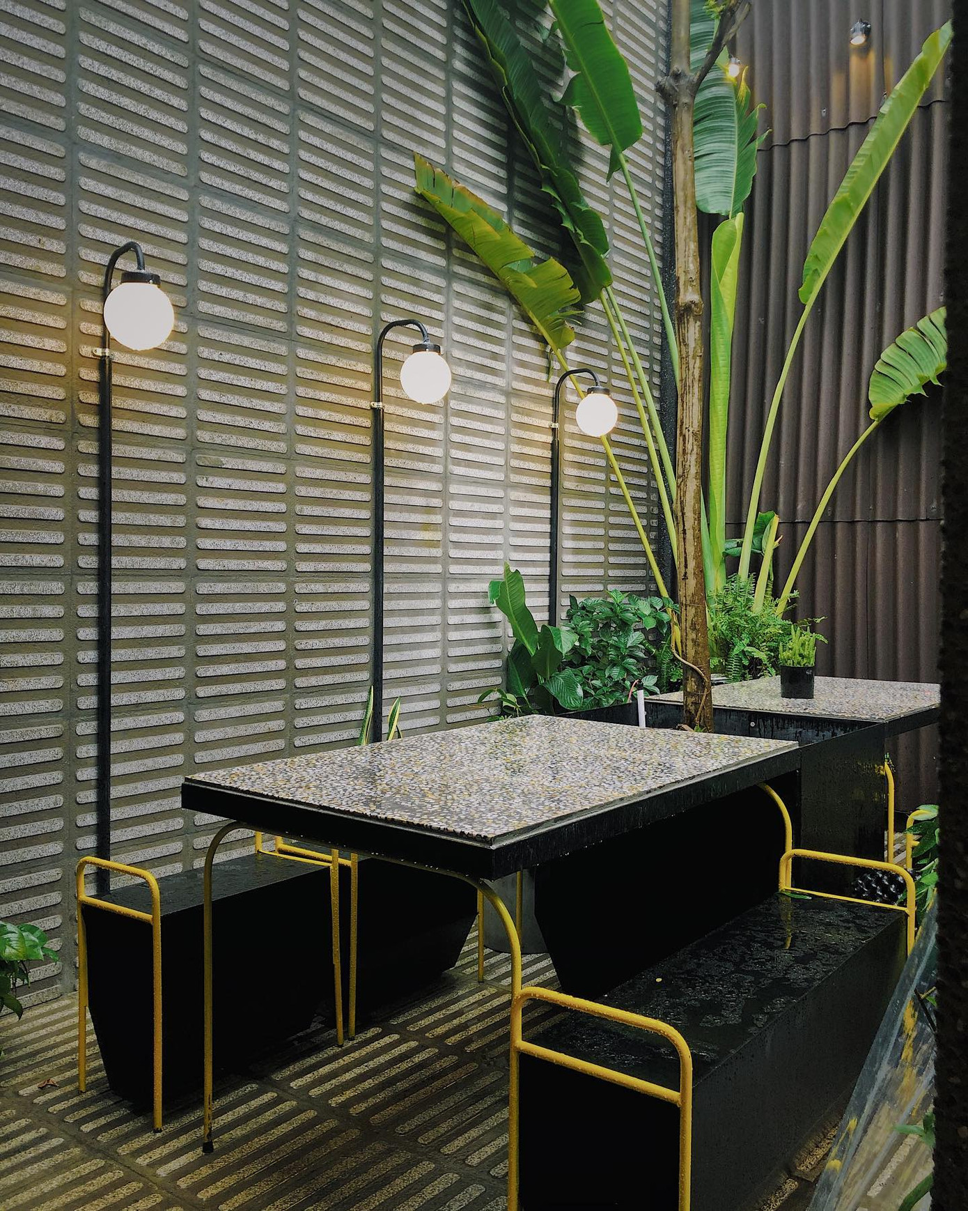 TP.HCM: Trạm dừng chân đáng yêu cho những lữ khách trót mê kombucha và đá xay ảnh 3