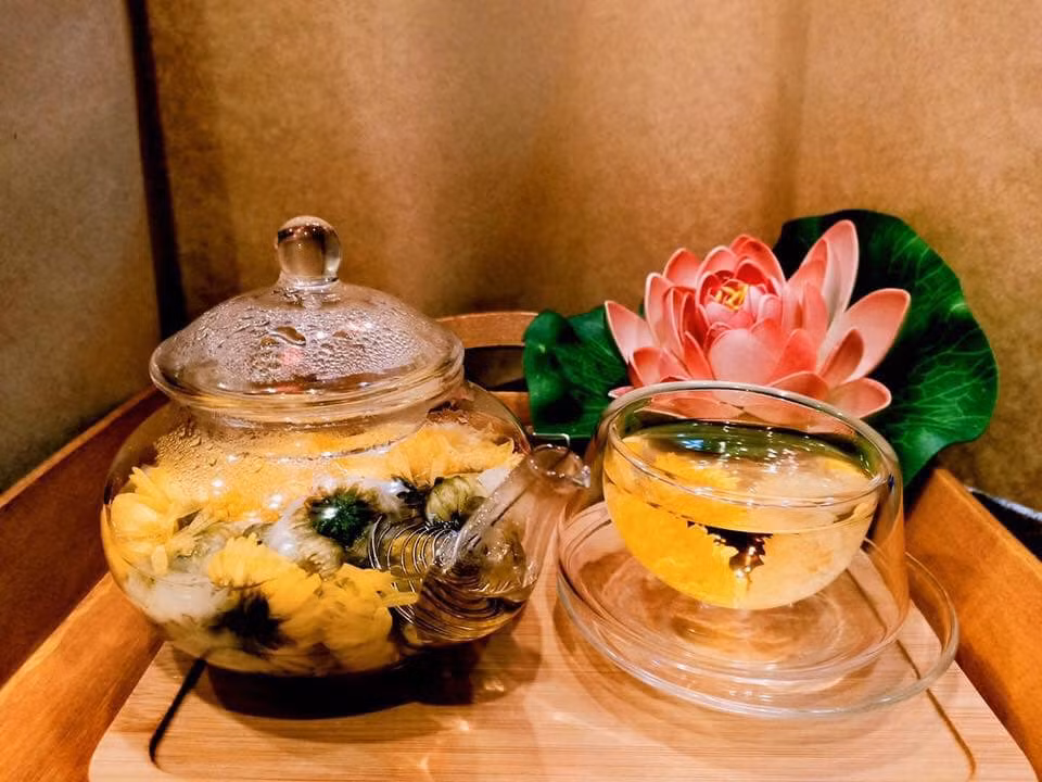 Tiệc trà chiều: Những điểm cộng đáng yêu luôn khiến teen Sài Gòn mê mẩn ảnh 8