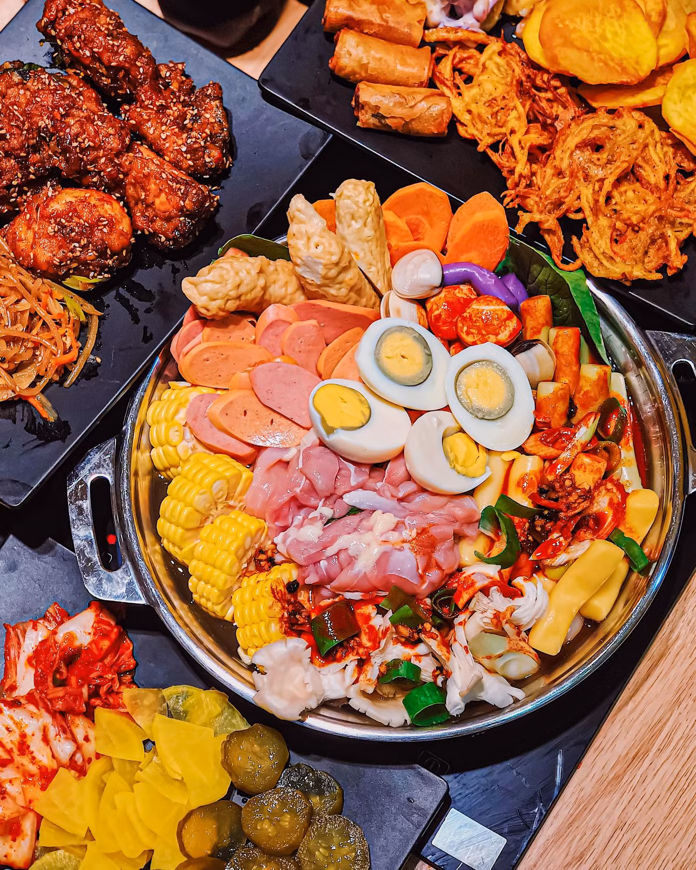 Buffet Hàn chuẩn vị và ẩm thực trời Âu ngon mê li với steak, pasta cùng không gian lãng mạ ảnh 1