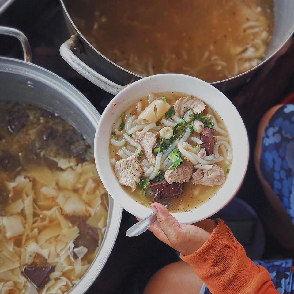 Gợi ý ăn ngon cuối tuần: Từ team bình dân hay team sang chảnh, vẫn “cân” được hết! ảnh 1