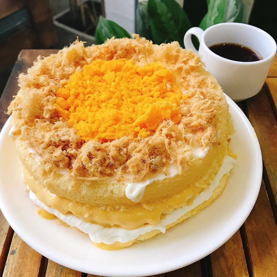 Bông lan trứng muối không? - Ảnh: Bếp bánh Anh Hai Trời thì mưa, bạn lại ngại ra ngoài nhưng vẫn muốn ăn-cả-thế-giới, có giải pháp ngay đây! ảnh 7