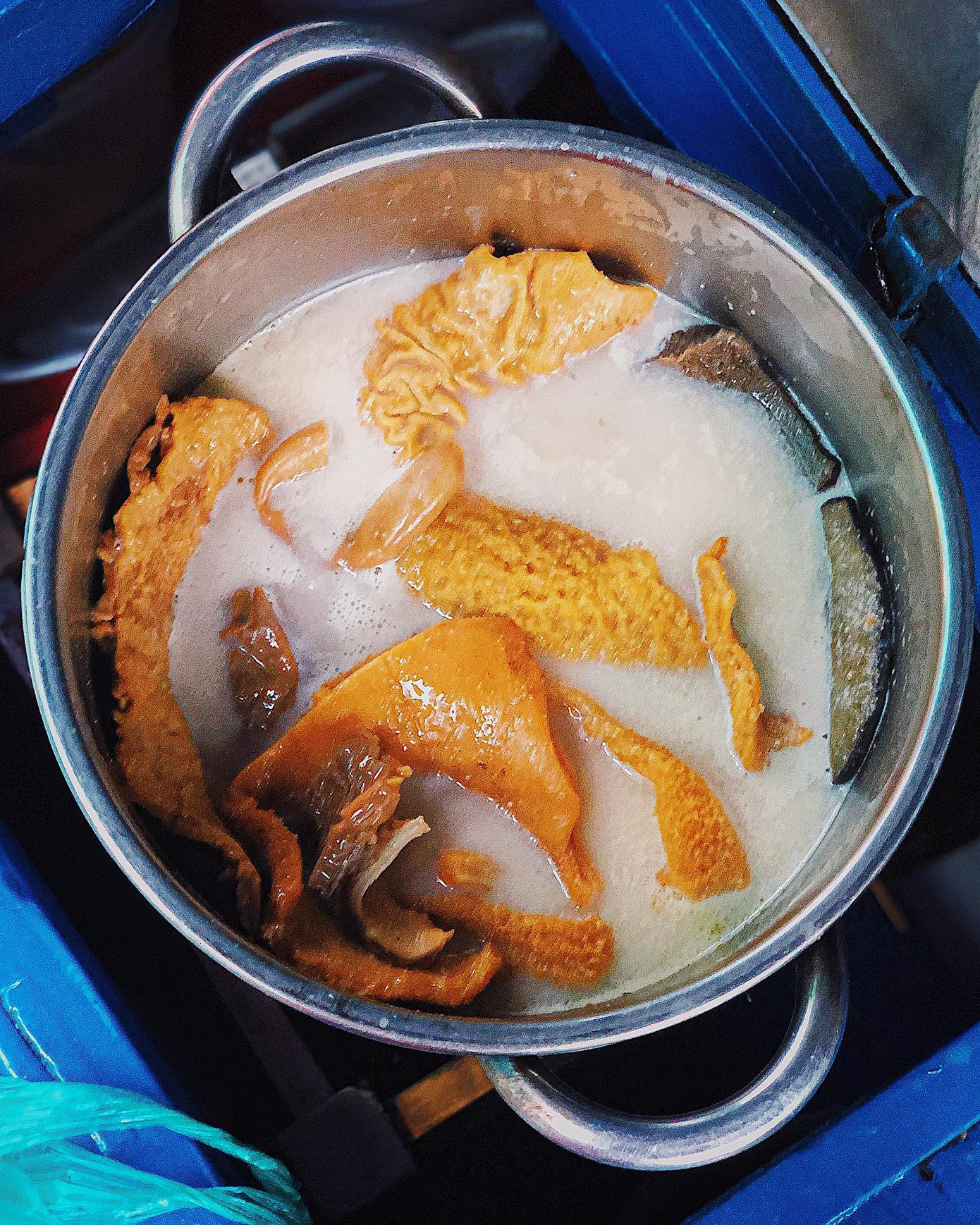 Phá lấu trắng duy nhất tại Sài Gòn và cơm tấm ngon thần sầu cho hội cú đêm ảnh 1