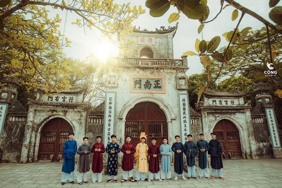 Trầm trồ trước vẻ đẹp của cổ phục Việt Nam trong bộ ảnh kỷ yếu của teen 12 Nam Định ảnh 6