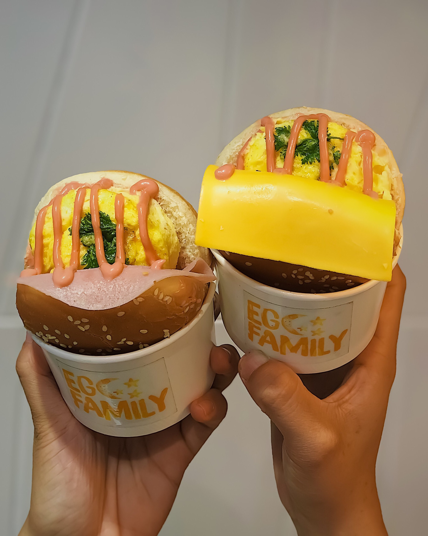 Tan chảy cùng bánh mì sandwich trái cây cream cheese và bánh mì egg drop lạ vị ảnh 6