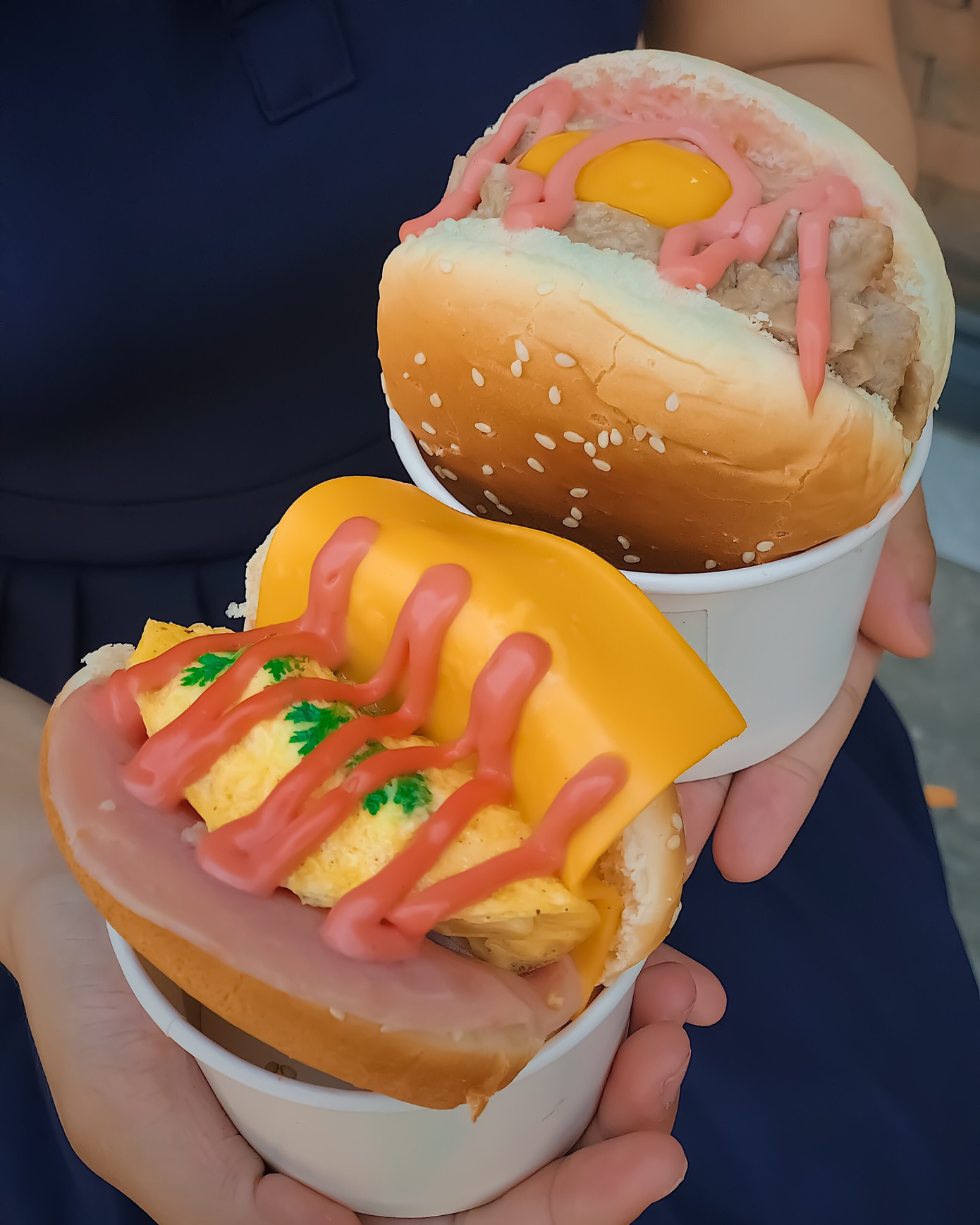 Tan chảy cùng bánh mì sandwich trái cây cream cheese và bánh mì egg drop lạ vị ảnh 10