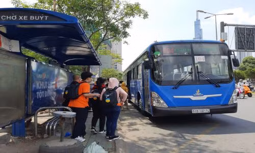 Bất ngờ chưa, người chế ra nước rửa tay diệt khuẩn 99.9999% là 2 học sinh lớp 11 ảnh 4