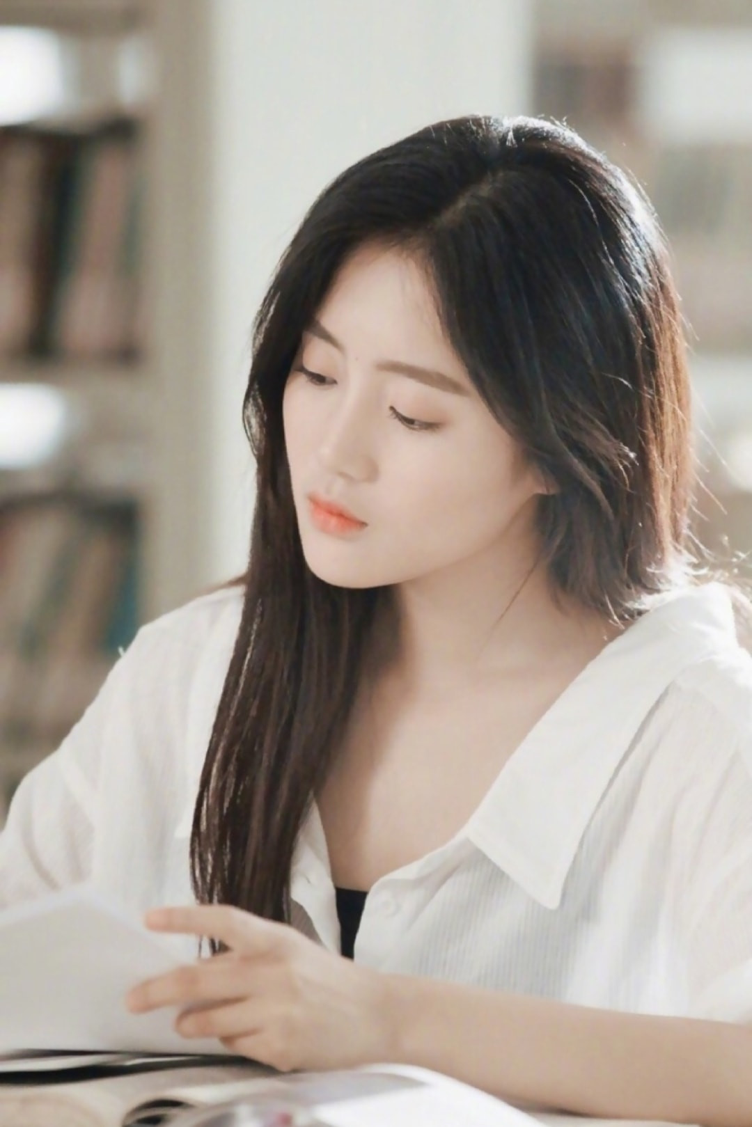 Gửi các cô gái tuổi 20: Có thể yêu ai đó tận lòng, nhưng đừng lãng quên chính bạn! ảnh 3