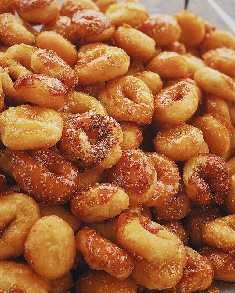 Da heo trộn giòn tan và bánh cam tuổi thơ ngọt ngào dành cho các cô nàng mê ăn vặt ảnh 9